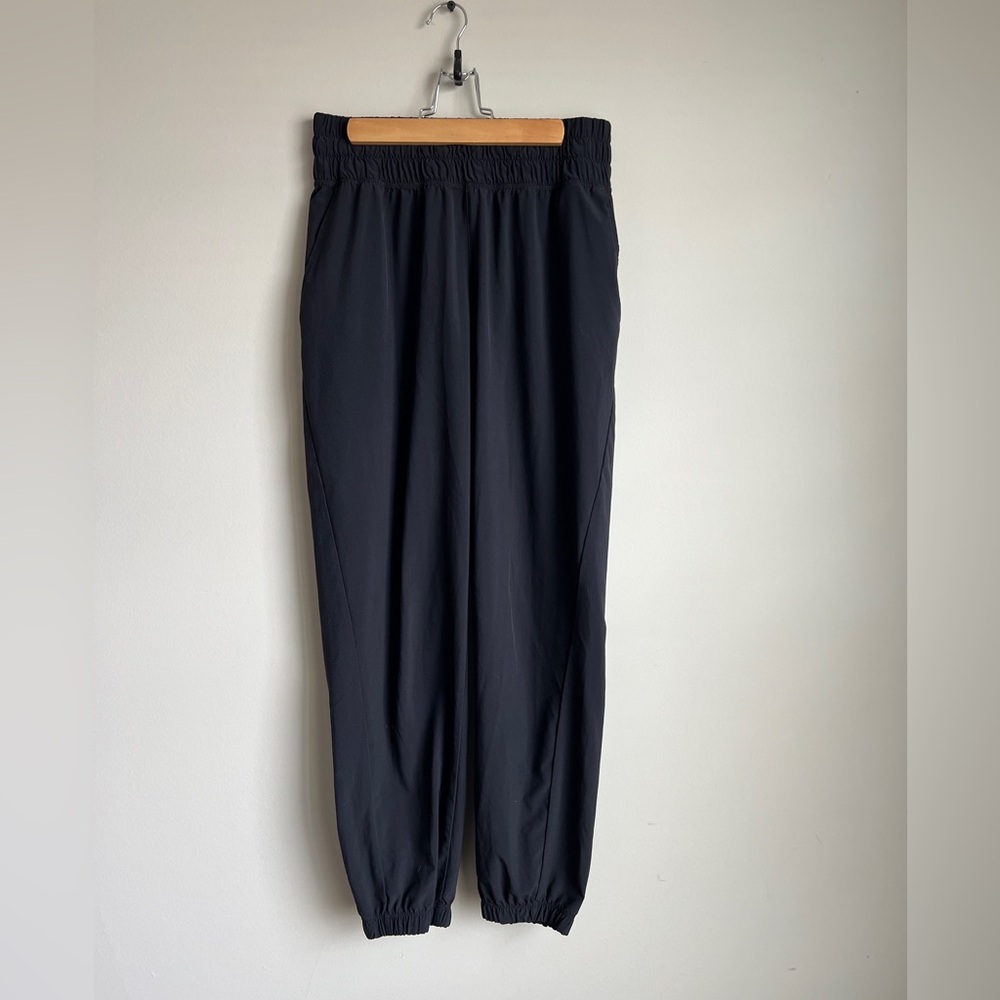 Zella Women’s Black Joggers - Size Medium